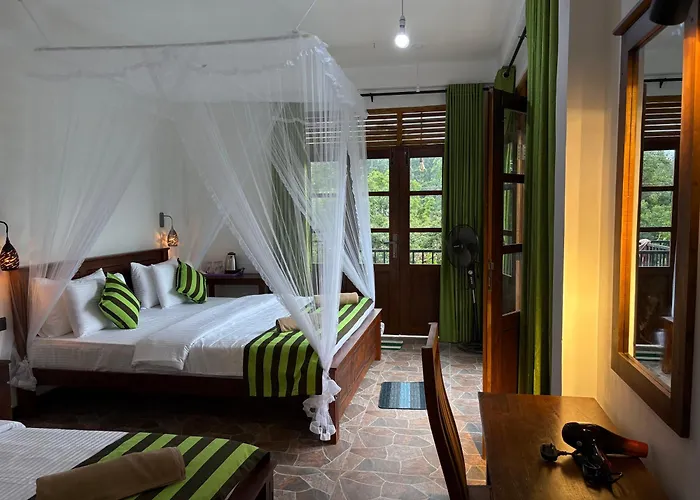 Little Hideaway Guest Home